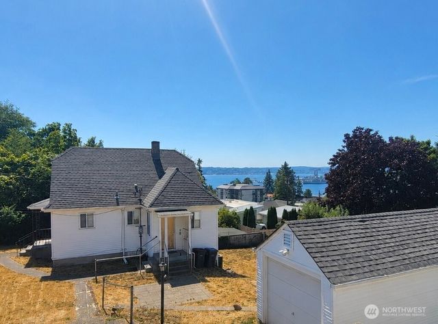 1133 Hayward Avenue, Bremerton, WA 98310