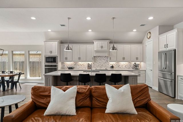 7991 CIBOLO VW, Fair Oaks Ranch, TX 78015