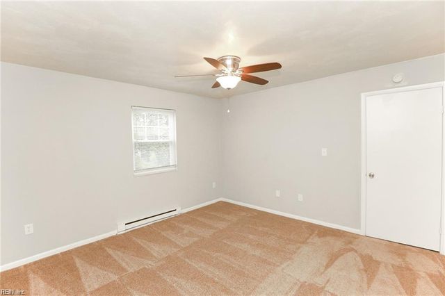 9530 3rd Bay St Apt 10, Norfolk, VA 23518