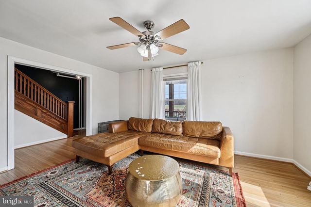 1038 GREEN VALLEY RD, New Windsor, MD 21776