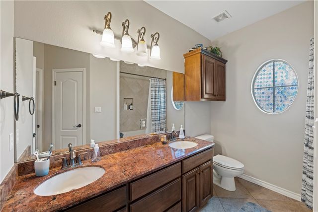 1818 Hosea Ct, Corpus Christi, TX 78418