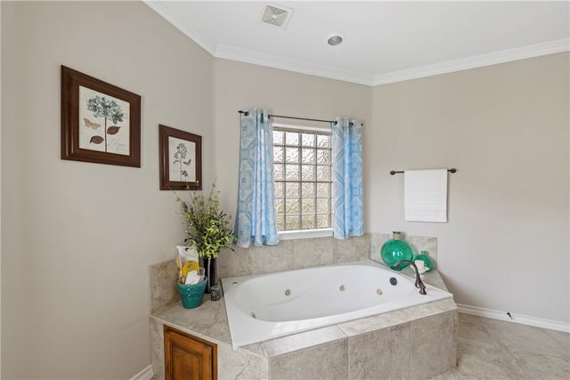 1818 Hosea Ct, Corpus Christi, TX 78418