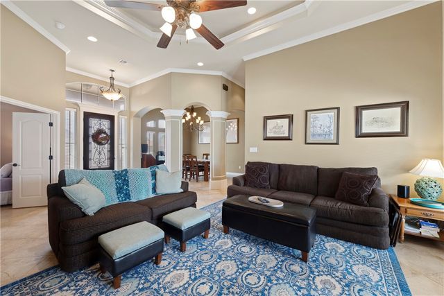 1818 Hosea Ct, Corpus Christi, TX 78418