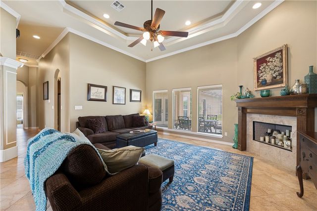 1818 Hosea Ct, Corpus Christi, TX 78418