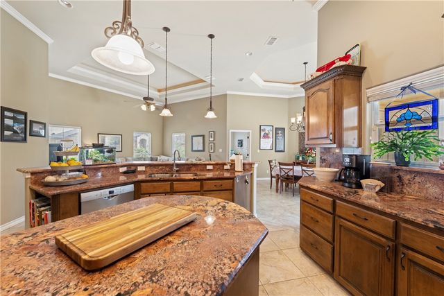 1818 Hosea Ct, Corpus Christi, TX 78418