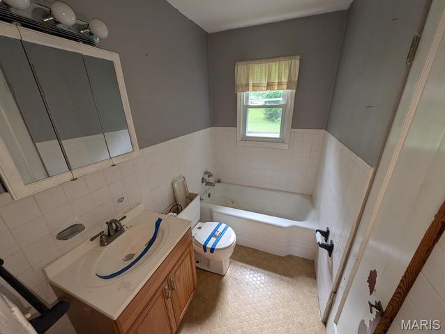 20 Marlo Drive, Belleville, IL 62226
