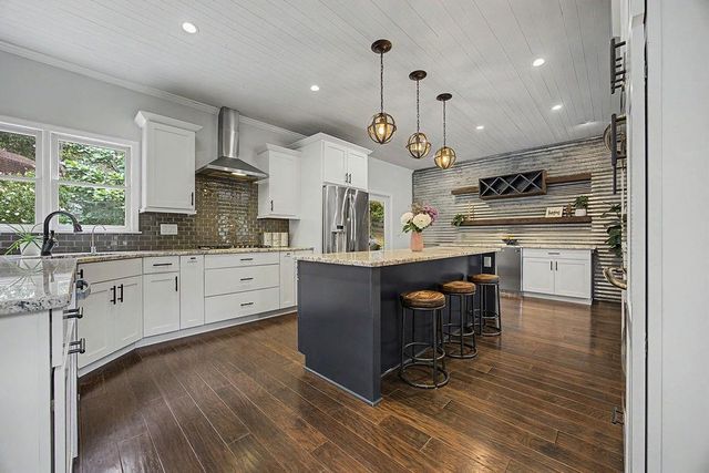 2590 Grassview Drive, Milton, GA 30004