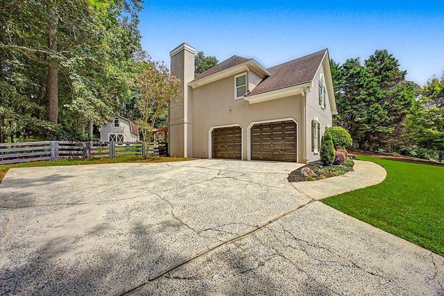 2590 Grassview Drive, Milton, GA 30004