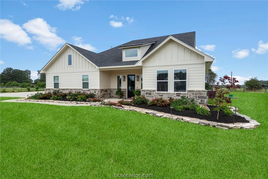 914 Axis Lane, Franklin, TX 77856 — photo 3