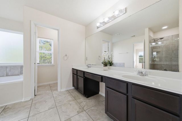 8115 Oahu Court, Houston, TX 77040