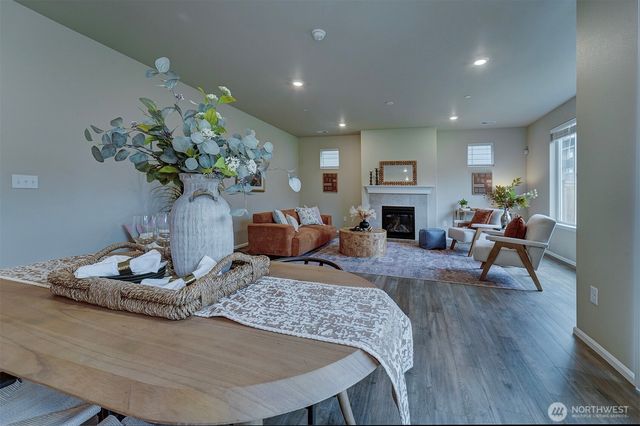 1013 Timberline Avenue, Bremerton, WA 98312
