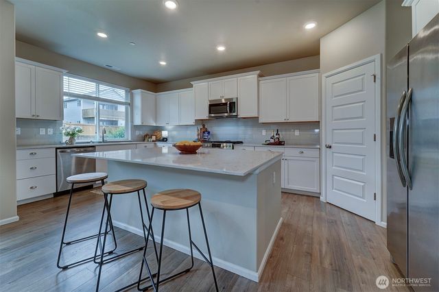 1013 Timberline Avenue, Bremerton, WA 98312