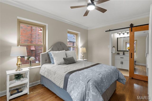 7823 Stanford Avenue, St Louis, MO 63130