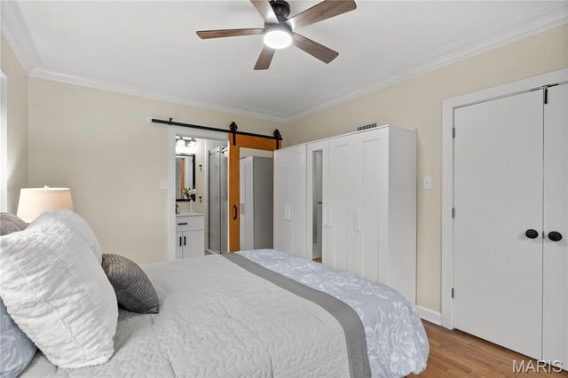 7823 Stanford Avenue, St Louis, MO 63130