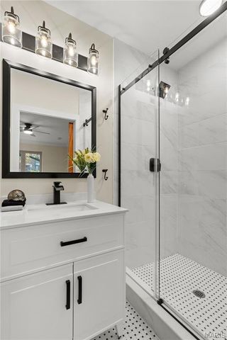 7823 Stanford Avenue, St Louis, MO 63130