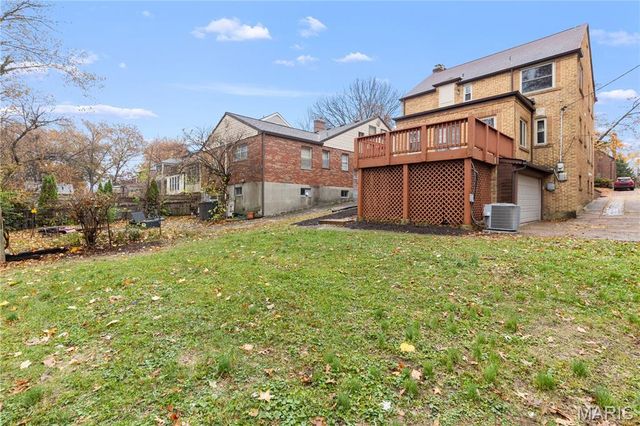 7823 Stanford Avenue, St Louis, MO 63130