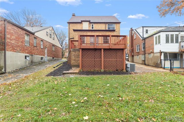 7823 Stanford Avenue, St Louis, MO 63130