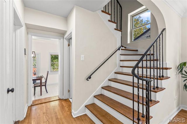 7823 Stanford Avenue, St Louis, MO 63130