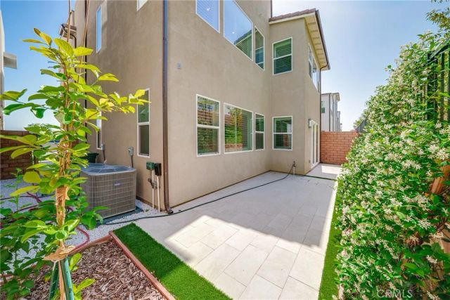 438 Sycamore Dr., Montebello, CA 90640