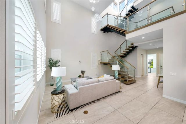 438 Sycamore Dr., Montebello, CA 90640