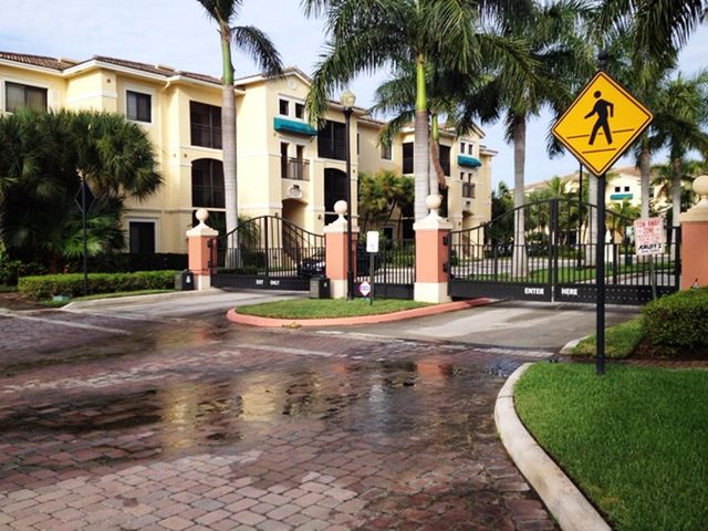 3019 Alcazar Place Apt 102, Palm Beach Gardens, FL 33410