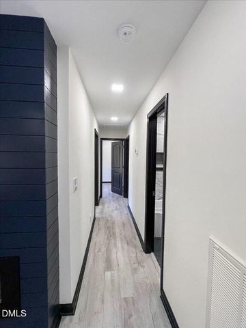 912 E Sanders Street, Four Oaks, NC 27524