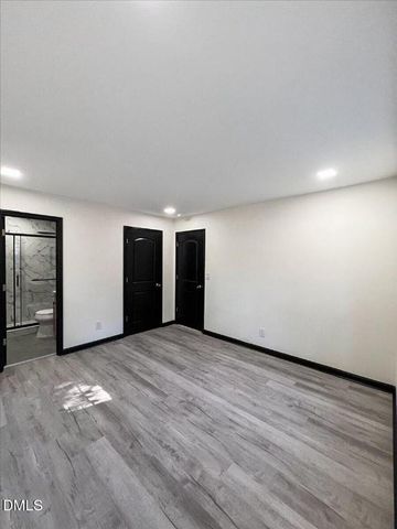 912 E Sanders Street, Four Oaks, NC 27524