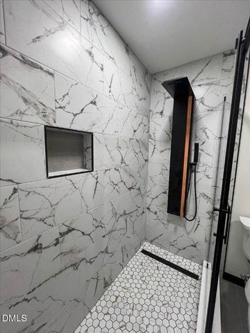 912 E Sanders Street, Four Oaks, NC 27524