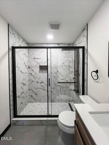 912 E Sanders Street, Four Oaks, NC 27524