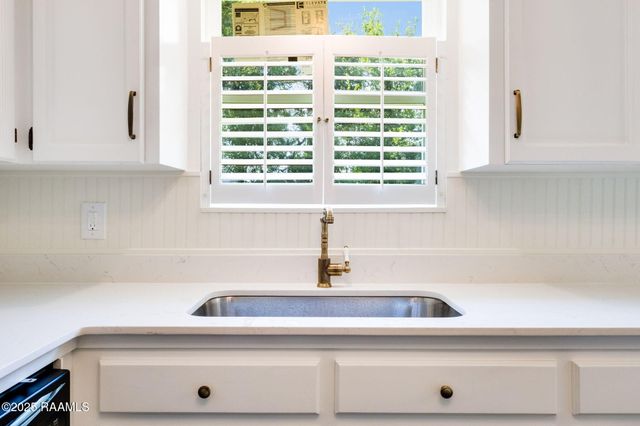 2318 Helen Street, Abbeville, LA 70510