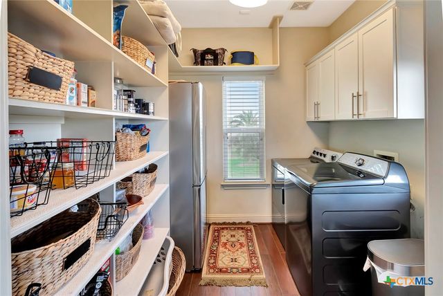 8036 SH 316, Port Lavaca, TX 77979