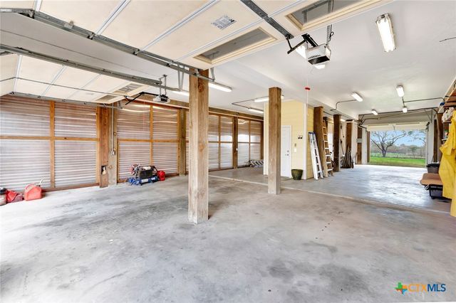 8036 SH 316, Port Lavaca, TX 77979