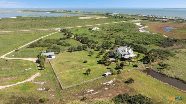 8036 SH 316, Port Lavaca, TX 77979