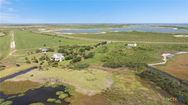8036 SH 316, Port Lavaca, TX 77979