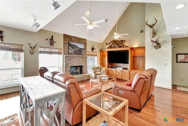 8036 SH 316, Port Lavaca, TX 77979