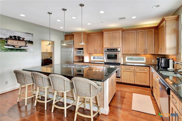 8036 SH 316, Port Lavaca, TX 77979