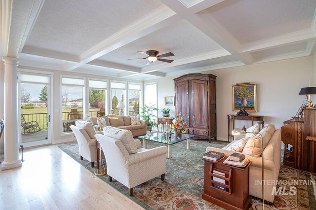 7480 E Grey Lag Dr, Nampa, ID 83687