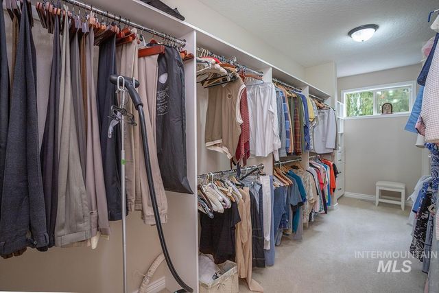 7480 E Grey Lag Dr, Nampa, ID 83687