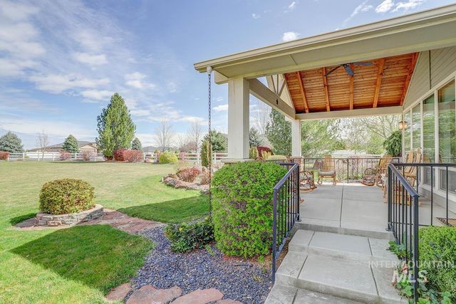 7480 E Grey Lag Dr, Nampa, ID 83687