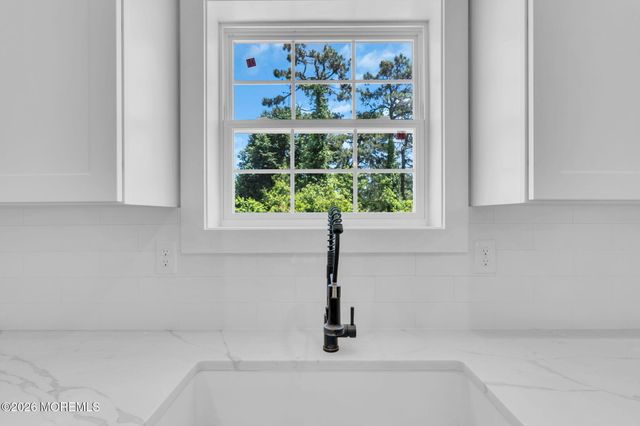 443 Western Boulevard, Bayville, NJ 08721