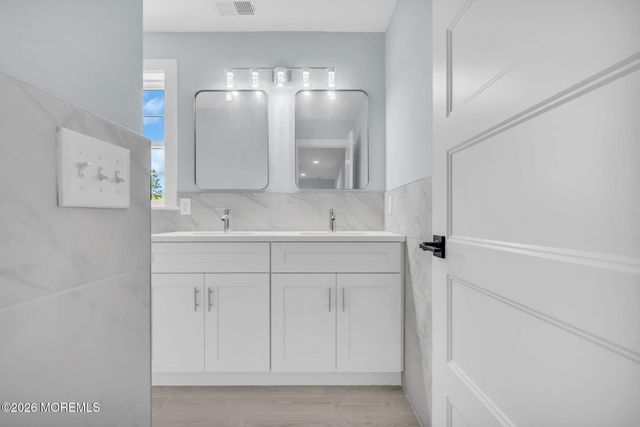 443 Western Boulevard, Bayville, NJ 08721