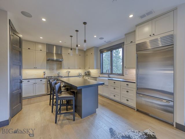 146 Outlook Trail, Big Sky, MT 59716