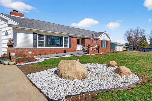 6087 E State Road 218, Walton, IN 46994