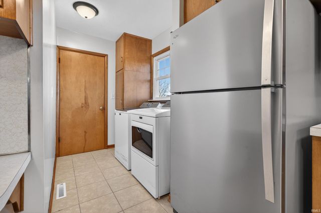 6087 E State Road 218, Walton, IN 46994