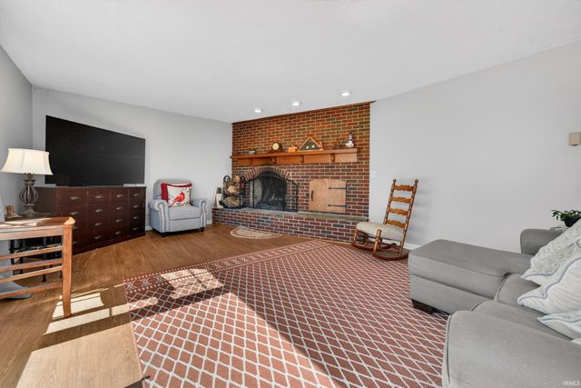 6087 E State Road 218, Walton, IN 46994