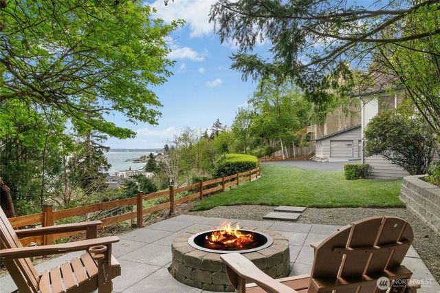 8953 NE 116th Place, Kirkland, WA 98034