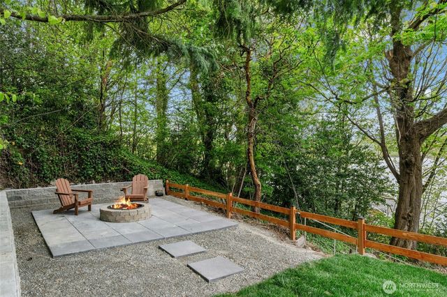 8953 NE 116th Place, Kirkland, WA 98034