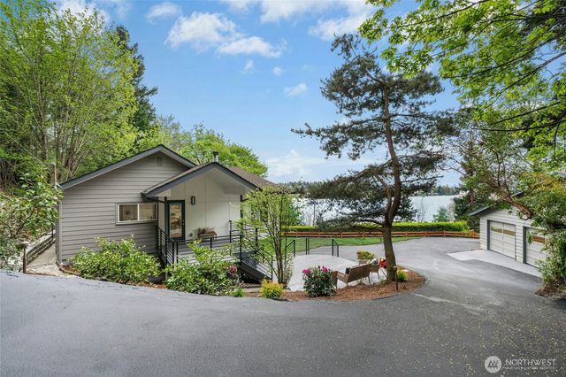 8953 NE 116th Place, Kirkland, WA 98034