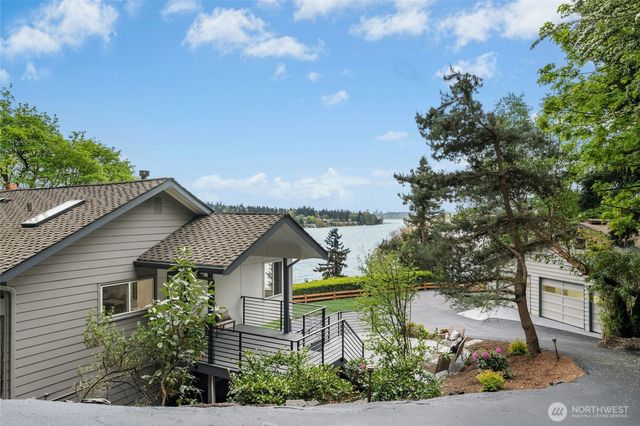 8953 NE 116th Place, Kirkland, WA 98034