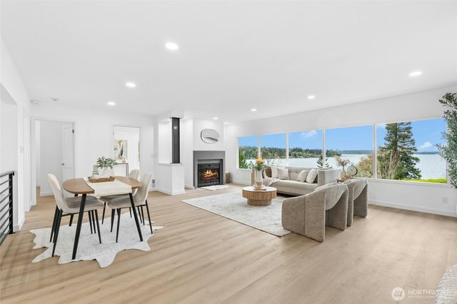 8953 NE 116th Place, Kirkland, WA 98034
